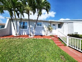 20836 Snapper Pl in Cutler Bay, FL - Building Photo