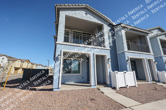 8149 E Petunia Ave in Mesa, AZ - Building Photo - Building Photo