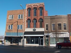 118 S Main St, Unit 118 S. Main Unit A in Elkhart, IN - Building Photo