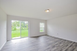 20 Slipper Orchid Trail E in Palm Coast, FL - Building Photo - Building Photo