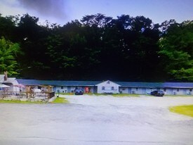 89 New Hartford Rd Apartments