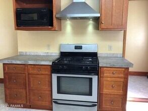 505 St Camille St in Lafayette, LA - Building Photo - Building Photo