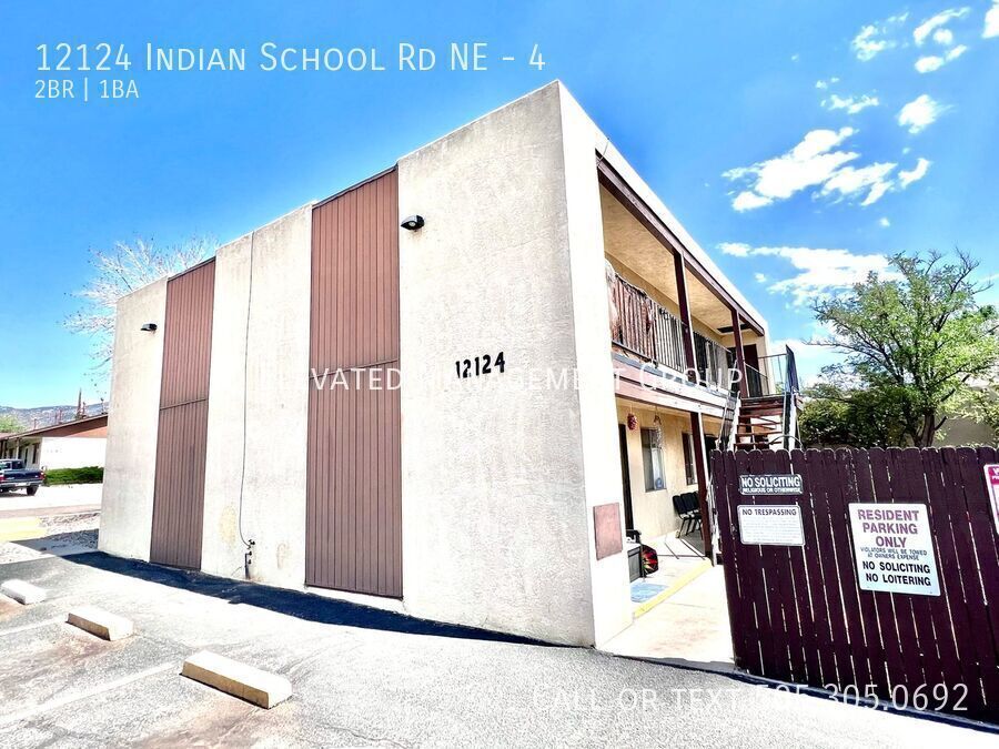 12124 Indian School Rd NE in Albuquerque, NM - Building Photo