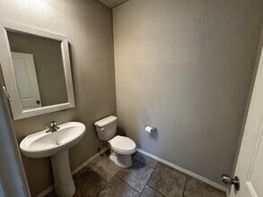 8901 Eagle Hills Dr NW in Albuquerque, NM - Building Photo - Building Photo