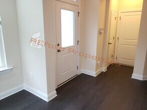 428 Methven Grove Dr in Cary, NC - Building Photo - Building Photo