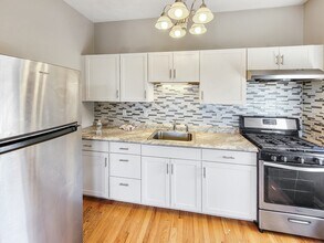 344 Warren St, Unit 4 in Boston, MA - Building Photo - Building Photo