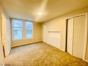 51 Oakdale Ave in Akron, OH - Building Photo - Building Photo