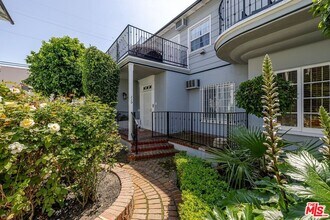 110 Flores St in Los Angeles, CA - Building Photo - Building Photo