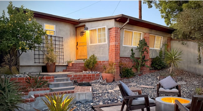 701 Luton Dr in Glendale, CA - Building Photo - Building Photo