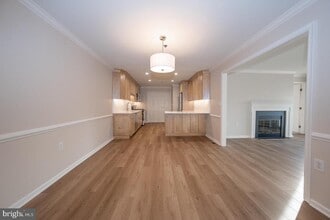 335 Paoli Pointe Dr in Paoli, PA - Building Photo - Building Photo