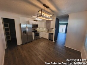 12722 Huntsman View Dr in San Antonio, TX - Building Photo - Building Photo