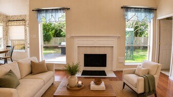 1523 Park Harbor Estates Dr in Houston, TX - Building Photo