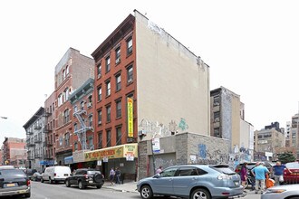 54 Eldridge St in New York, NY - Foto de edificio - Building Photo