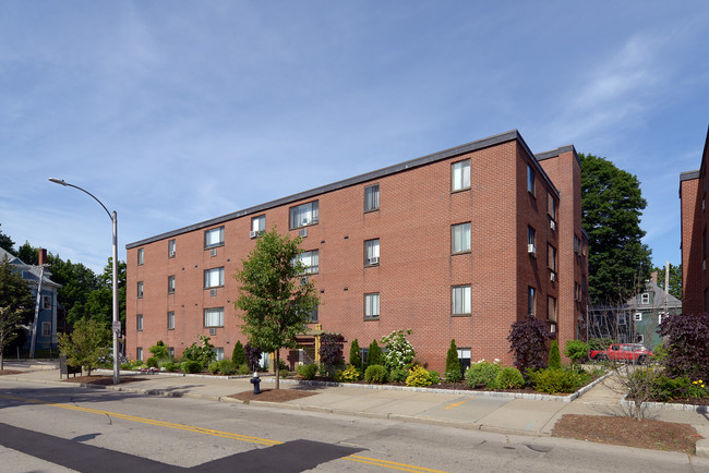 Babcock Street Apartments, 222-230 in Brookline, MA - Foto de edificio - Building Photo