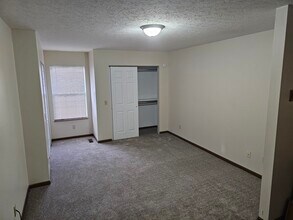 3676 Harris Ave NW in Canton, OH - Building Photo - Building Photo