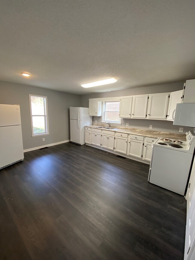 904 Pittsburg Ave, Unit 902