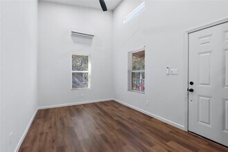 23081 Nameless Rd in Leander, TX - Building Photo - Building Photo