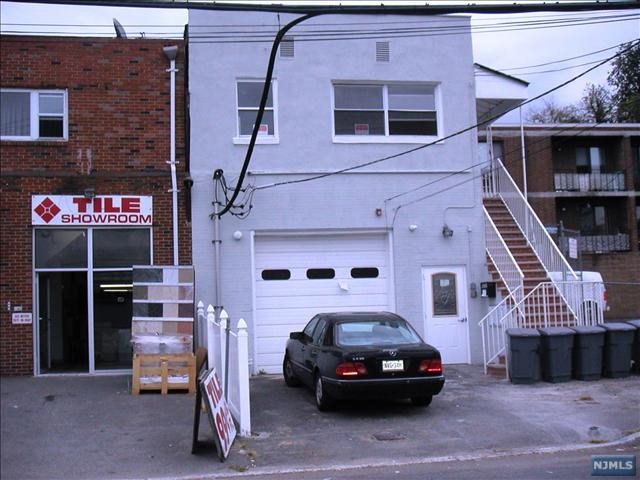 164 Sedore Ave in Fairview, NJ - Foto de edificio - Building Photo