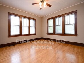 344 N 36th Ave in Omaha, NE - Building Photo - Building Photo