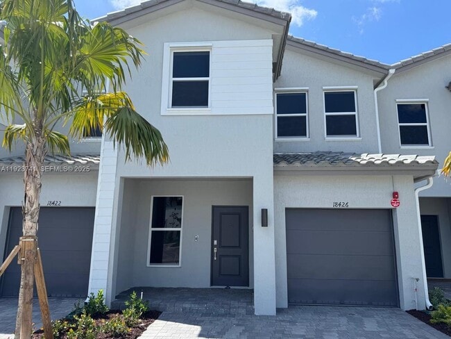 18426 SW 2nd St in Pembroke Pines, FL - Building Photo - Building Photo