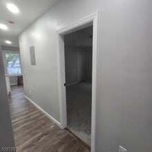 16 Baldwin Ave in Newark, NJ - Building Photo - Building Photo