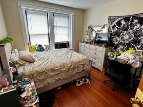 1690 Commonwealth Ave, Unit 2 in Boston, MA - Building Photo - Building Photo