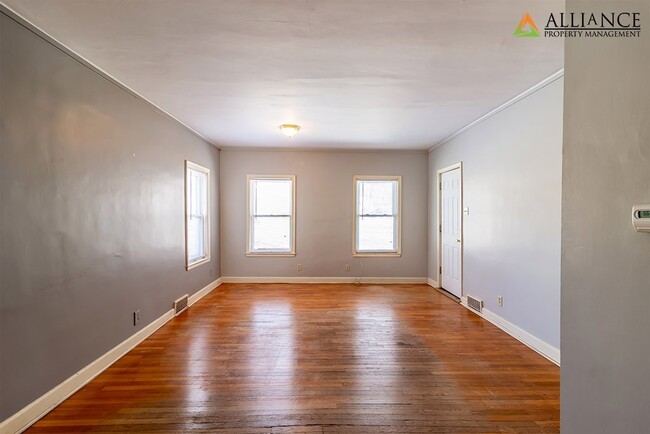 property at 1609 Poyntz Ave