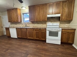 401 Becker St in Indiahoma, OK - Building Photo - Building Photo