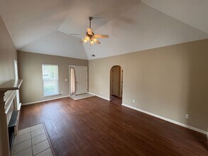 450 Fox Run Cir in Pell City, AL - Building Photo - Building Photo