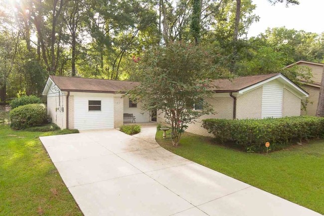 1837 Devra Dr in Tallahassee, FL - Building Photo - Building Photo