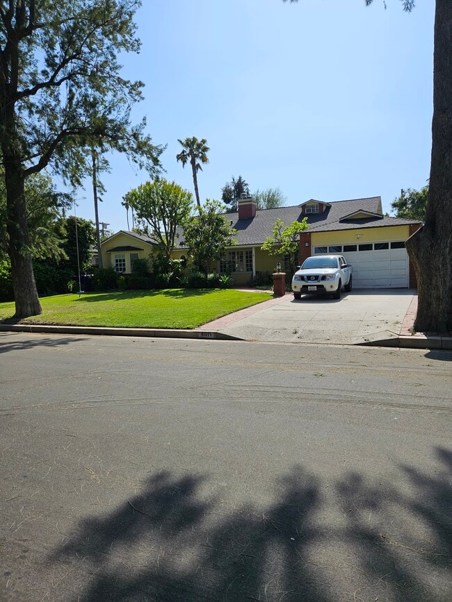 4611 Ethel Ave, Unit 4611 Ethel Ave