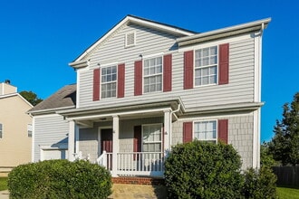15718 De Havilland Dr in Charlotte, NC - Building Photo - Building Photo