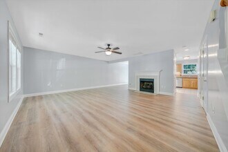 575 Oak Tree Blvd NW in Christiansburg, VA - Building Photo - Building Photo