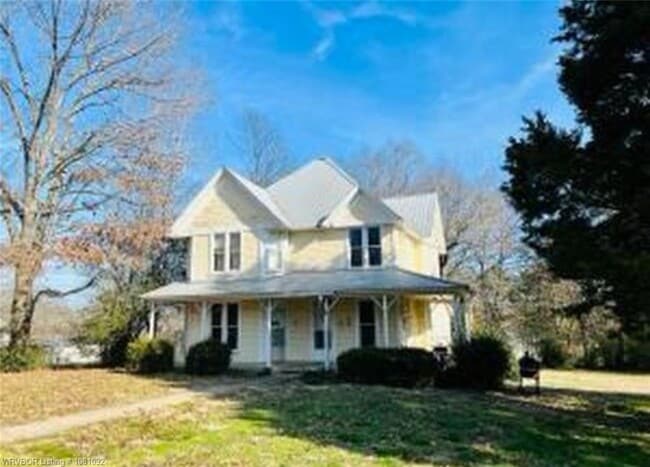property at 500 N Miller St