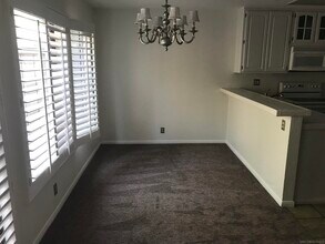 8266 Caminito Modena in San Diego, CA - Building Photo - Building Photo