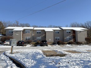 St. Clair Plaza Apartments in St. Clair, MO - Foto de edificio - Building Photo