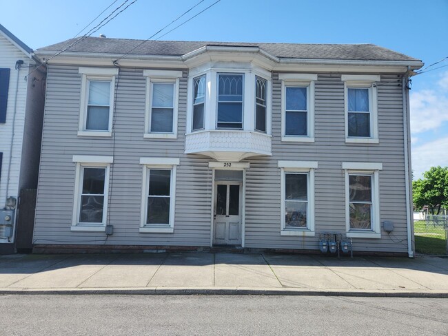 property at 252 Lincoln Way W