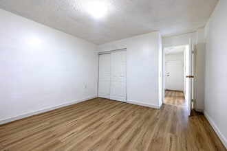 Applewood Village in Calgary, AB - Building Photo - Interior Photo