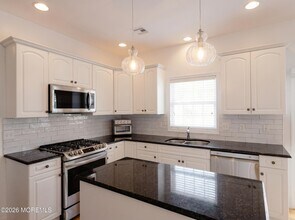979 Ocean Ave in Mantoloking, NJ - Building Photo - Building Photo