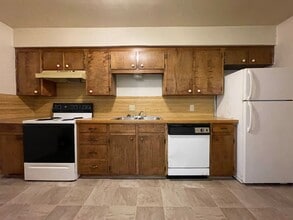 201 W Lincoln Ave in Copperas Cove, TX - Foto de edificio - Building Photo