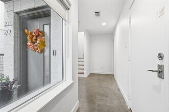 2111 Bennett Ave in Dallas, TX - Building Photo - Building Photo