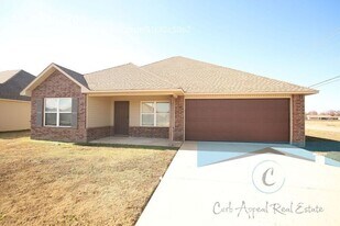 3701 Churchill Dr in Jonesboro, AR - Building Photo