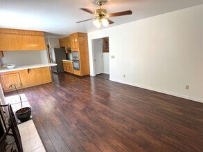 3038 Burl Hollow Dr in Stockton, CA - Building Photo - Building Photo