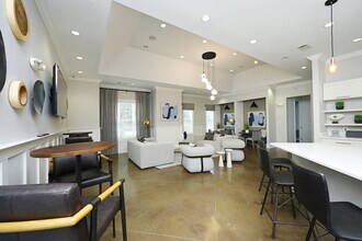 2431 Brisbane Woods Way in Cary, NC - Building Photo - Building Photo