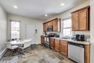 55 Hillside St in Boston, MA - Building Photo