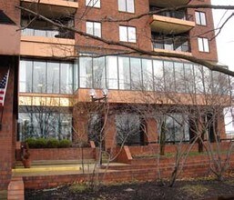 Waterford Tower in Columbus, OH - Foto de edificio - Building Photo