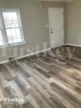 16865 Bulger Ave in Hazel Crest, IL - Foto de edificio - Building Photo