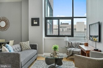 315 Arch St in Philadelphia, PA - Building Photo - Building Photo