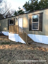 1806 S Lowry St in Stillwater, OK - Foto de edificio - Building Photo