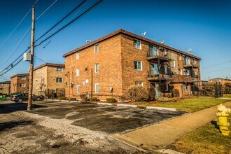 1677 State in Calumet City, IL - Foto de edificio - Building Photo